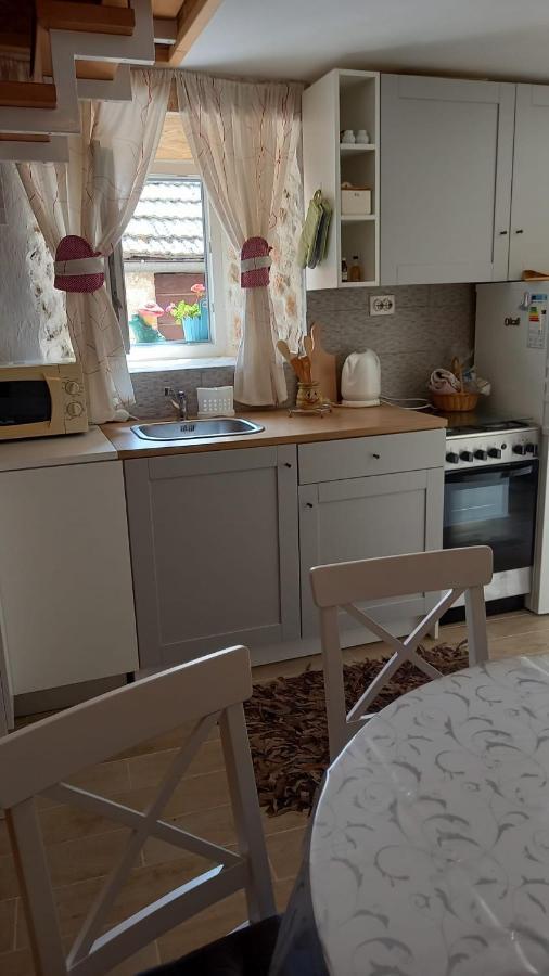 Appartement Apartman Niki, Medov Dolac - Lovreć Extérieur photo
